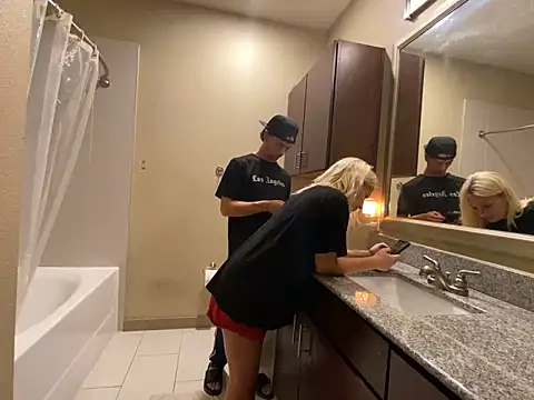 girlfriendmissy online show from 12.29.24