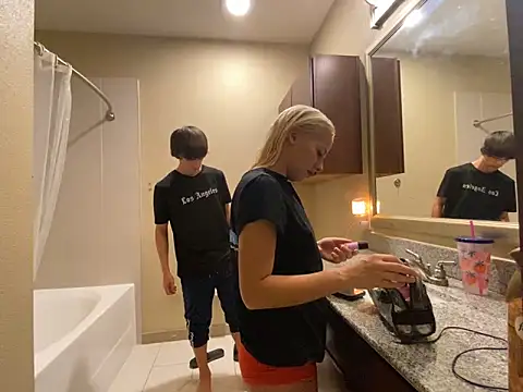 girlfriendmissy online show from 01.12.25