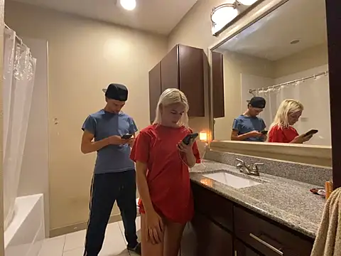 girlfriendmissy online show from 03.21.25