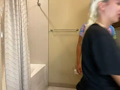 girlfriendmissy online show from 09.21.25