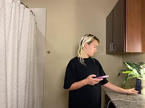 girlfriendmissy online show from 02.18.26