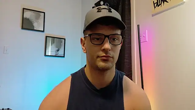 Snapshot of Thekodyy chatting on 11.29.25 Thekodyy online show from 11.29.25