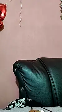 Snapshot of Indian_Carolina chatting on 02.05.25 Indian Carolina online show from 02.05.25