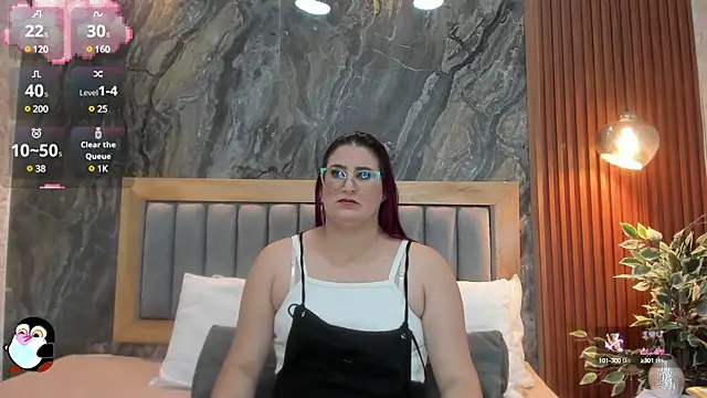 Snapshot of BellaPeers_ chatting on 02.28.25 BellaPeers online show from 02.28.25