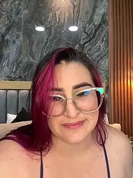 Snapshot of BellaPeers_ chatting on 03.11.25 BellaPeers online show from 03.11.25