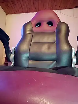 Snapshot of _____sams chatting on 12.30.24 sams online show from 12.30.24