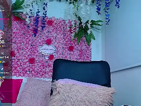 BLONDE SEXYHOT online show from 03.09.25