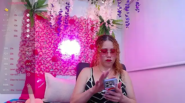 BLONDE SEXYHOT online show from 03.18.25