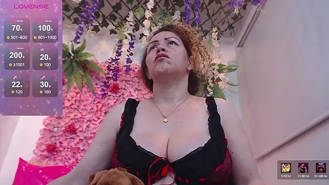 BLONDE SEXYHOT online show from 02.19.26