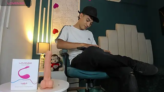 Austin Cardieff online show from 02.17.25