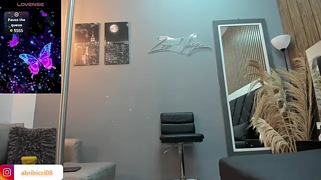 Snapshot of abril_ricci chatting on 01.30.25 abril ricci online show from 01.30.25