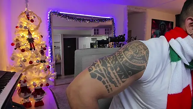 aaroncolombia online show from 12.07.24