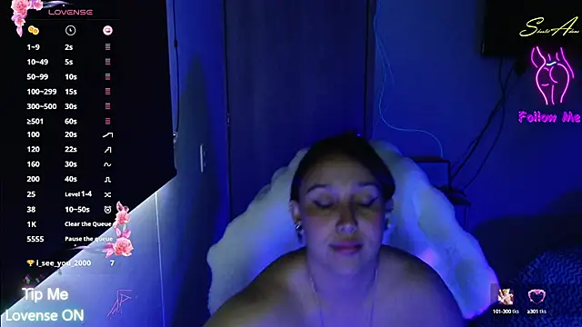 Skarlet Adams28 online show from 09.18.25