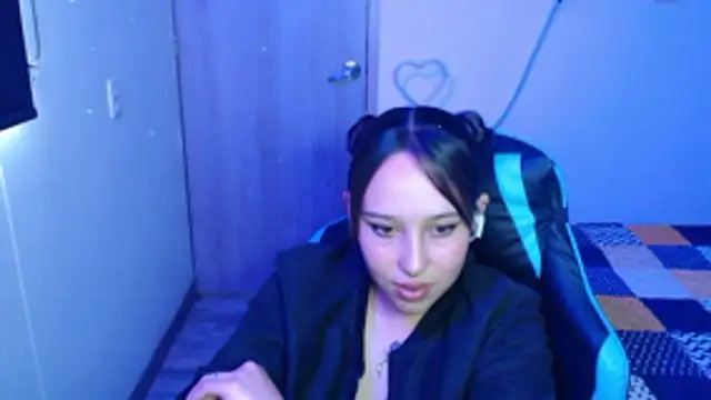 Skarlet Adams28 online show from 03.10.26