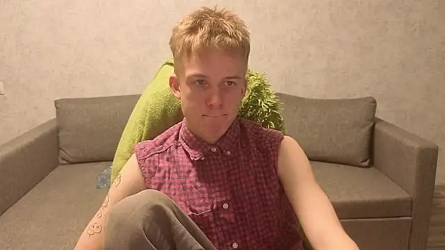 Snapshot of sweetserenity5 chatting on 12.01.25 sweetserenity5 online show from 12.01.25