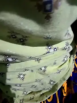 Snapshot of hotbaby_5 chatting on 01.02.25 hotbaby 5 online show from 01.02.25