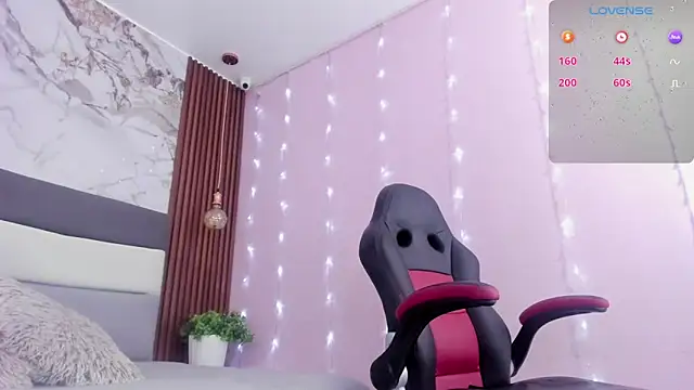 ALICESTARKK online show from 02.09.26