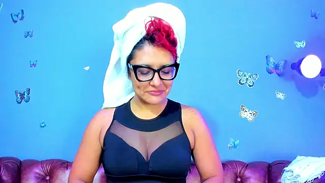 Snapshot of Kaira_mosse chatting on 05.22.26 Kaira mosse online show from 05.22.26