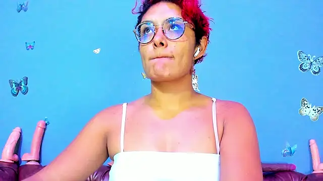 Snapshot of Kaira_mosse chatting on 05.29.26 Kaira mosse online show from 05.29.26