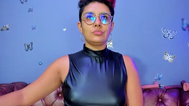 Snapshot of Kaira_mosse chatting on 06.24.26 Kaira mosse online show from 06.24.26
