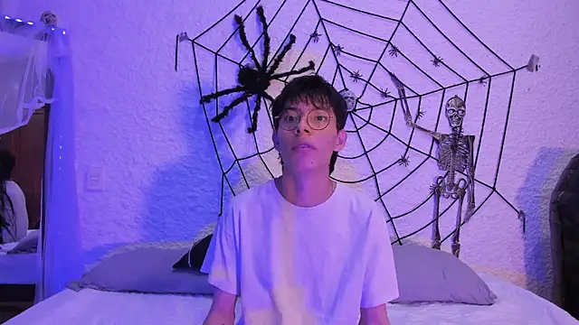 alexandersawyer online show from 10.08.25