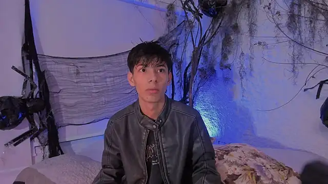 alexandersawyer online show from 11.04.25