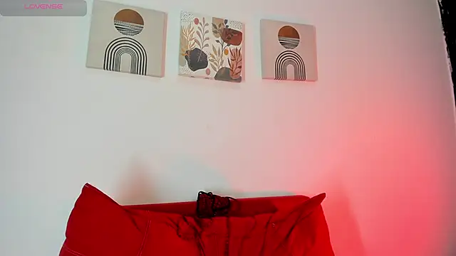 Melanyprada online show from 01.15.25