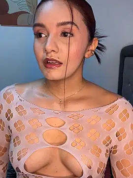 Melanyprada online show from 06.19.26