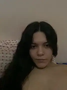 Snapshot of BranquinhaRj177 chatting on 10.21.25 BranquinhaRj177 online show from 10.21.25