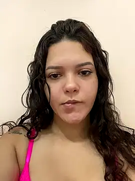 Snapshot of BranquinhaRj177 chatting on 12.15.25 BranquinhaRj177 online show from 12.15.25