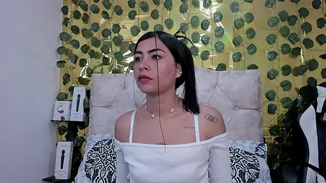 cristalconnorr online show from 12.26.24