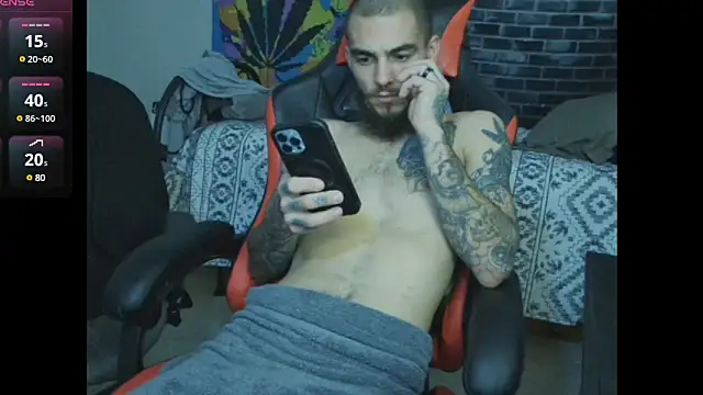 Snapshot of XMeF10 chatting on 01.19.25 XMeF10 online show from 01.19.25