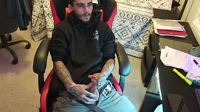 Snapshot of XMeF10 chatting on 02.12.25 XMeF10 online show from 02.12.25