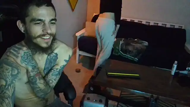 Snapshot of XMeF10 chatting on 02.23.25 XMeF10 online show from 02.23.25