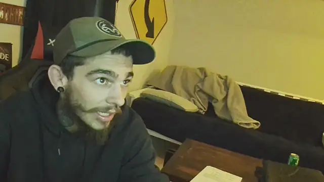 Snapshot of XMeF10 chatting on 02.25.25 XMeF10 online show from 02.25.25