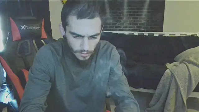 Snapshot of XMeF10 chatting on 03.02.25 XMeF10 online show from 03.02.25