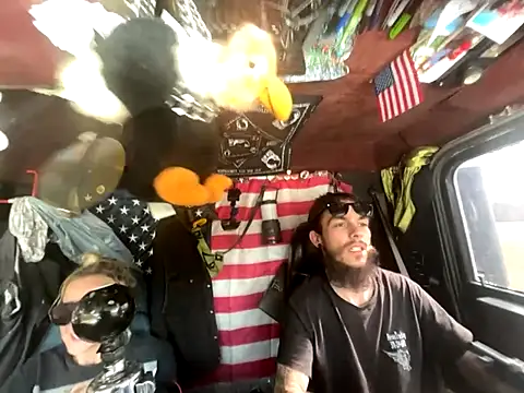 Snapshot of XMeF10 chatting on 01.08.26 XMeF10 online show from 01.08.26