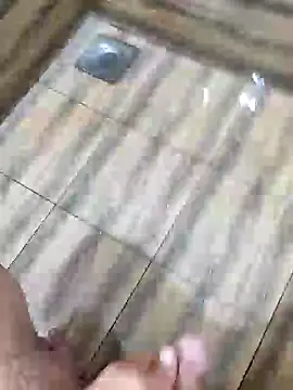 Snapshot of Akhil3290 chatting on 02.13.25 Akhil3290 online show from 02.13.25