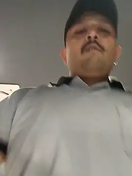 Snapshot of Akhil3290 chatting on 02.26.25 Akhil3290 online show from 02.26.25