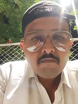 Snapshot of Akhil3290 chatting on 11.07.25 Akhil3290 online show from 11.07.25