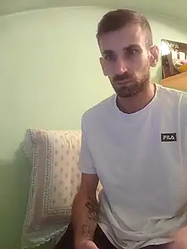 Snapshot of Davlupweed93 chatting on 10.10.25 Davlupweed93 online show from 10.10.25