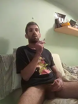 Snapshot of Davlupweed93 chatting on 10.31.25 Davlupweed93 online show from 10.31.25