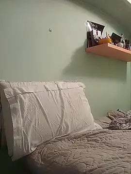 Snapshot of Davlupweed93 chatting on 11.05.25 Davlupweed93 online show from 11.05.25