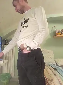 Snapshot of Davlupweed93 chatting on 04.02.26 Davlupweed93 online show from 04.02.26