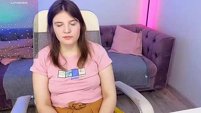 Ruyjin Choi online show from 03.12.25