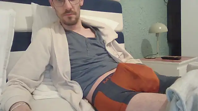 Snapshot of passif520 chatting on 02.22.26 passif520 online show from 02.22.26