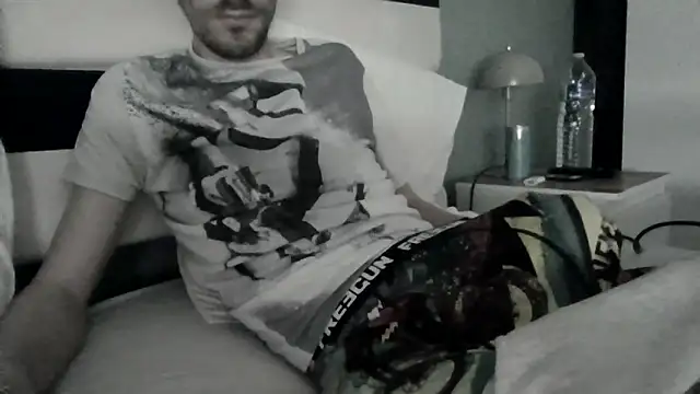 Snapshot of passif520 chatting on 03.22.26 passif520 online show from 03.22.26