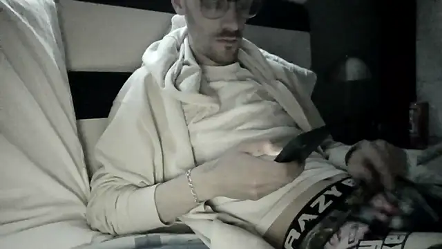 Snapshot of passif520 chatting on 04.07.26 passif520 online show from 04.07.26