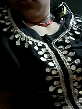 Snapshot of Avantika19 chatting on 01.14.25 Avantika19 online show from 01.14.25