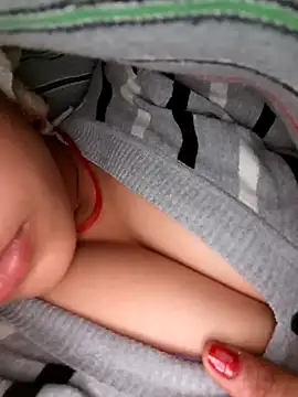 Snapshot of Avantika19 chatting on 01.15.25 Avantika19 online show from 01.15.25